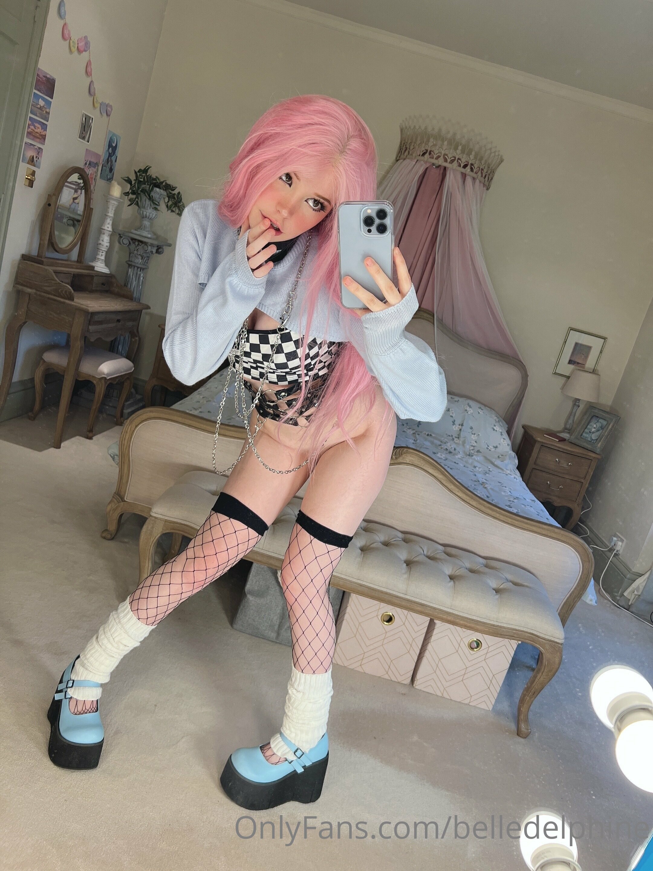Belle Delphine Photo #4039