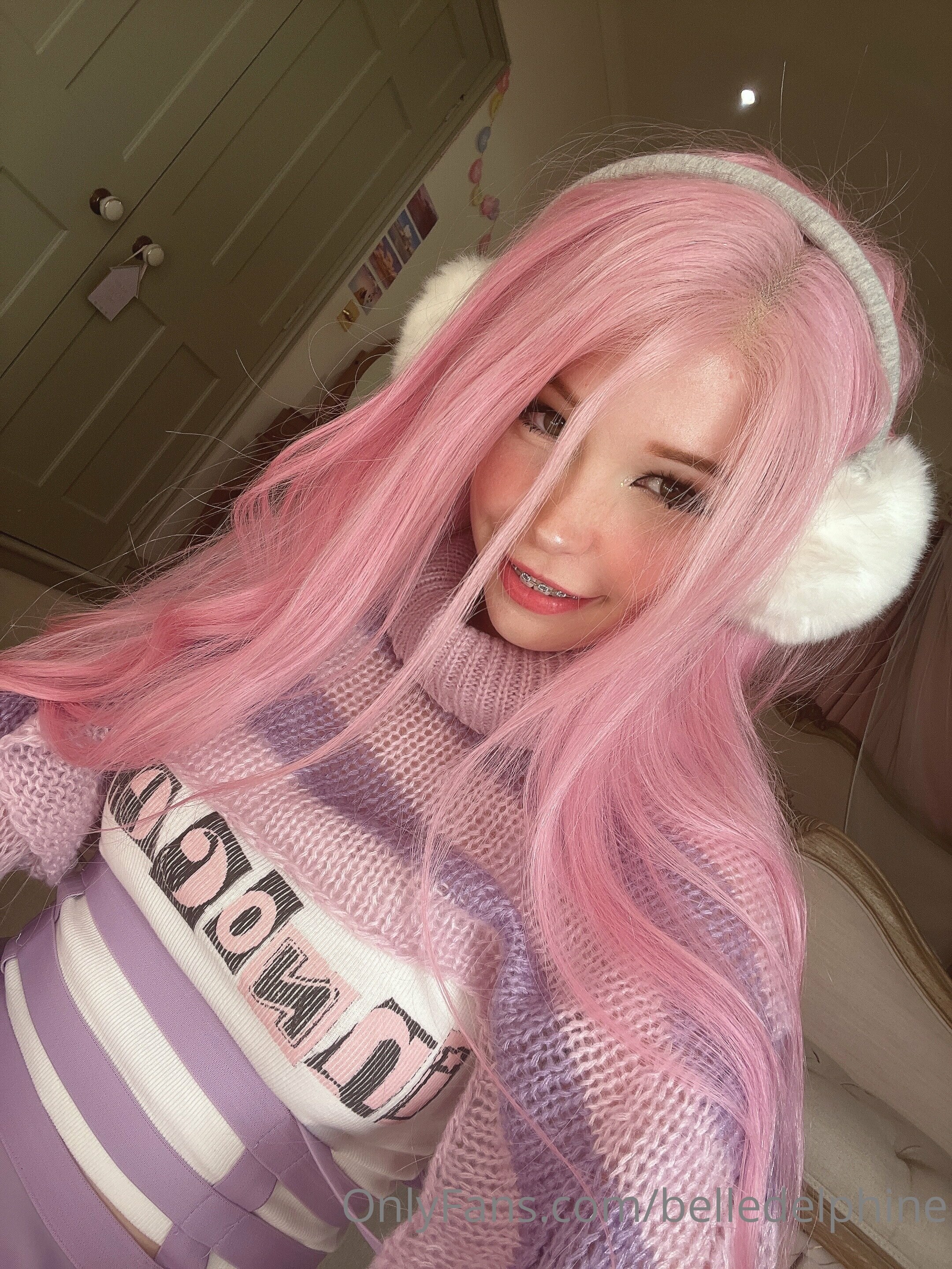 Belle Delphine Photo #4090