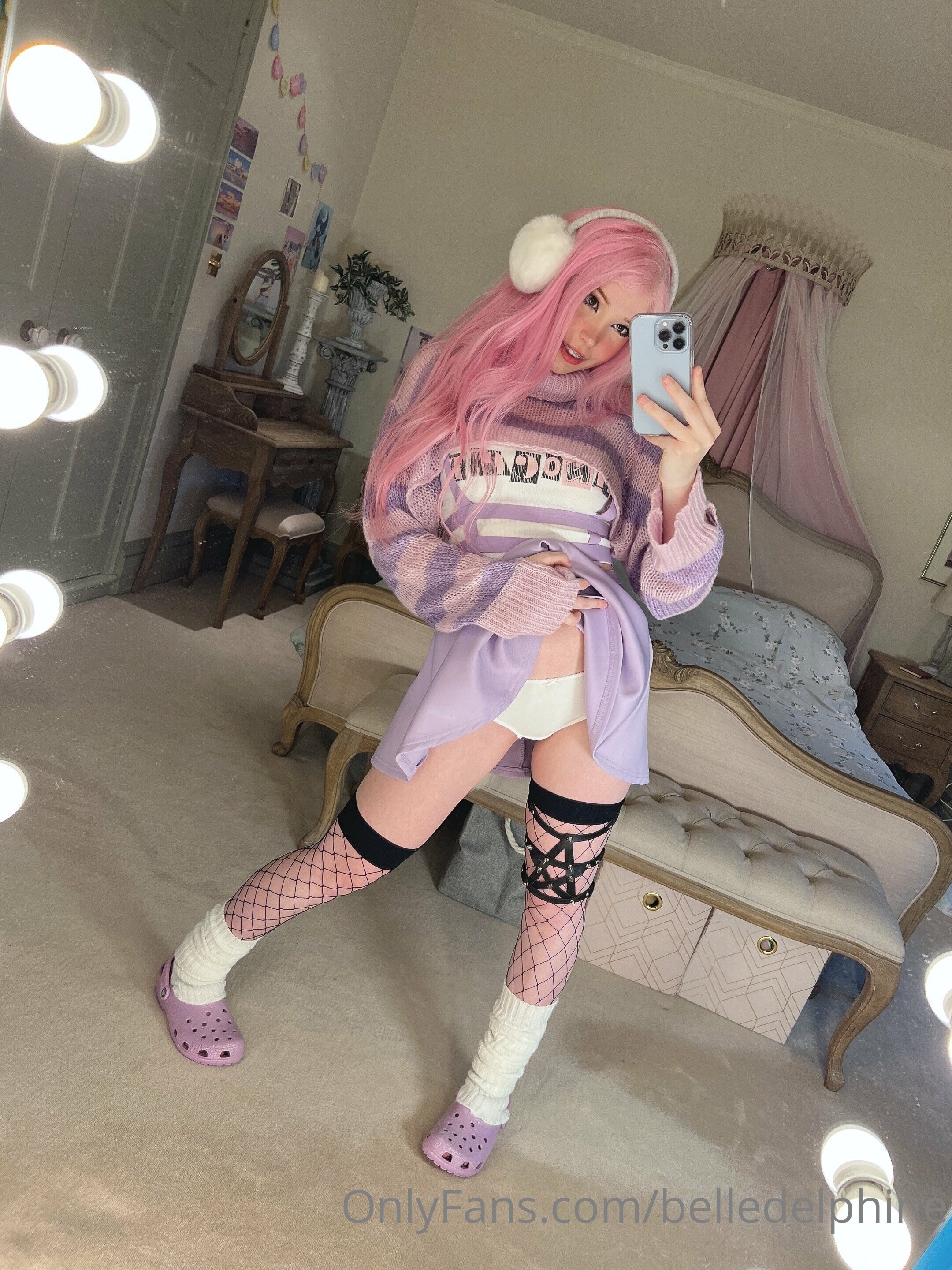 Belle Delphine Photo #4111