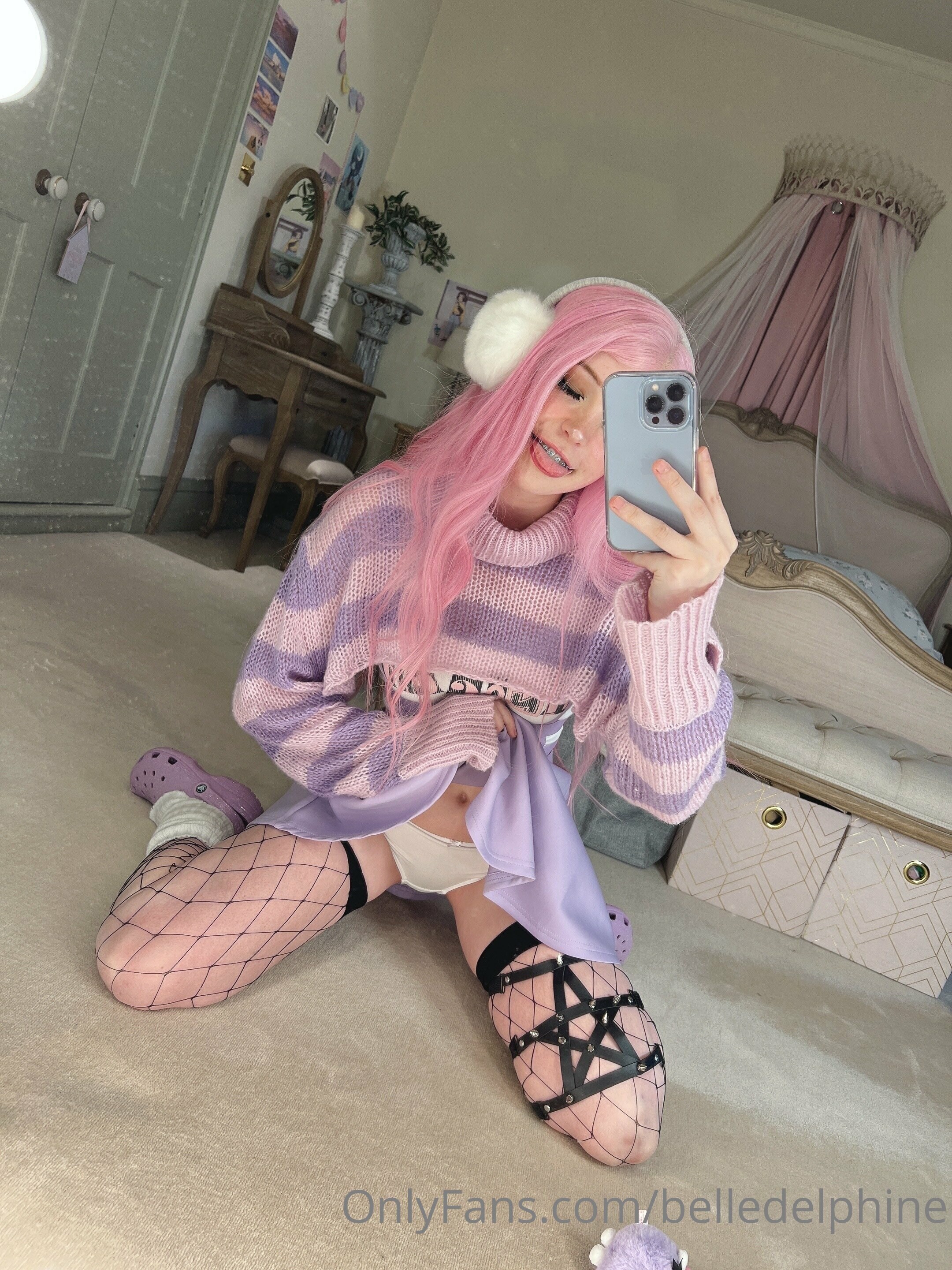 Belle Delphine Photo #4237