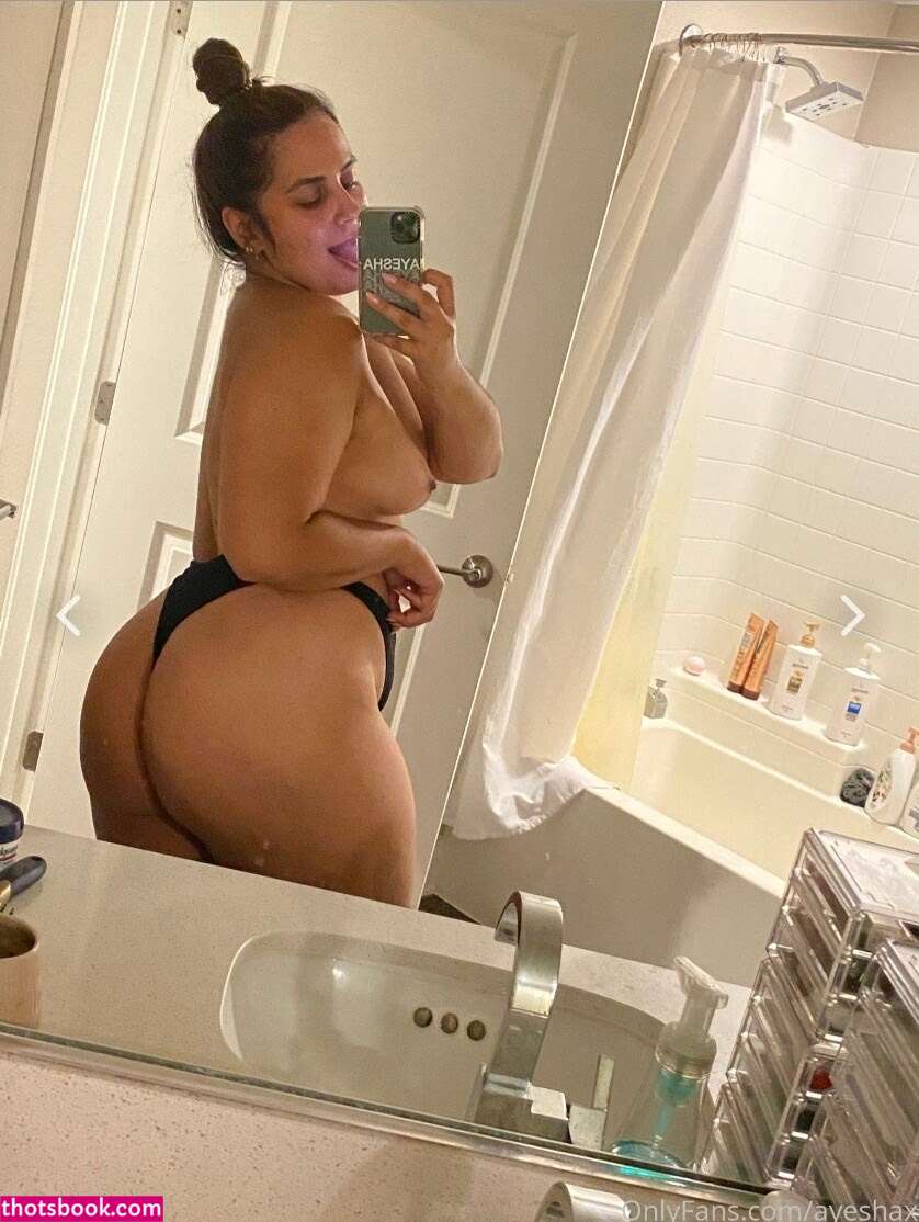 Ayesha Iqbal Photo #1