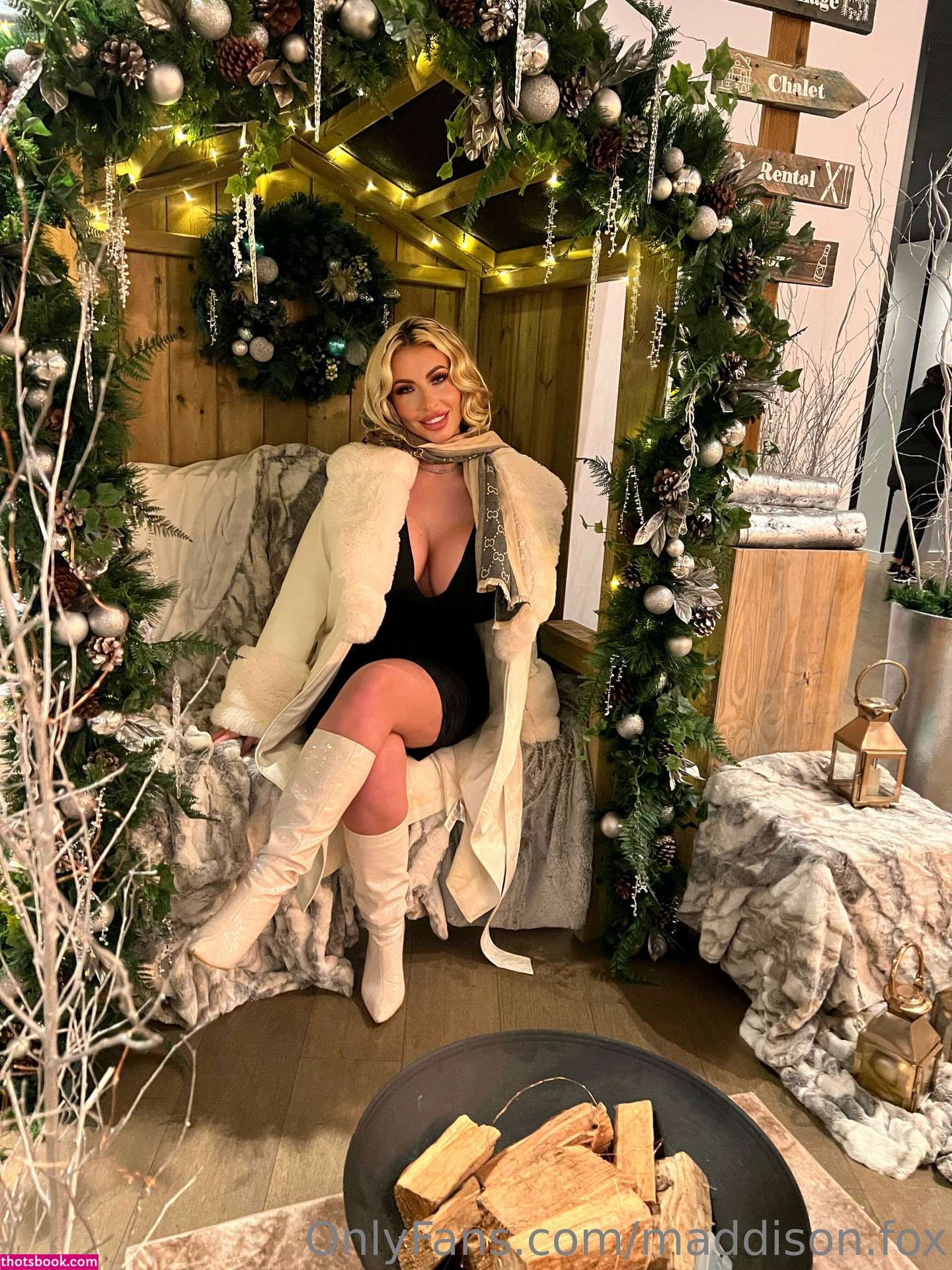 Grace Elisabeth Photo #34