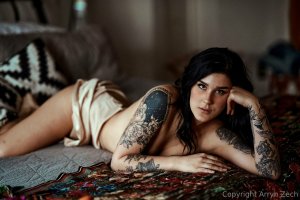 Arryn Zech Photo #11