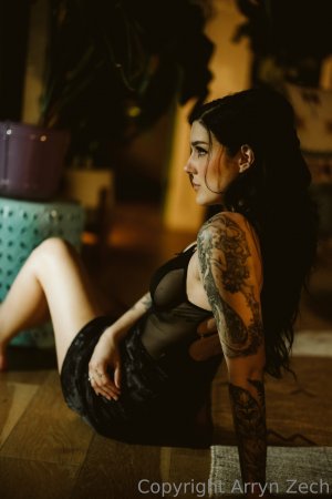 Arryn Zech Photo #69