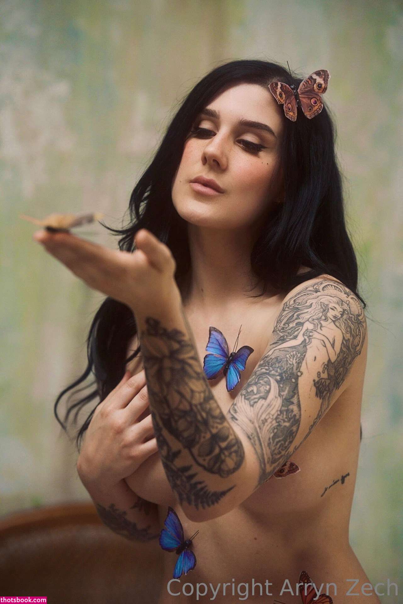 Arryn Zech Photo #92