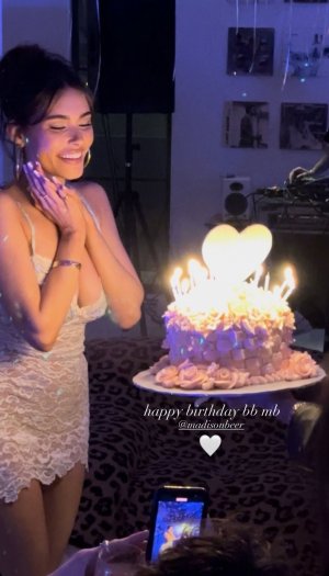 Madison Beer Post #12