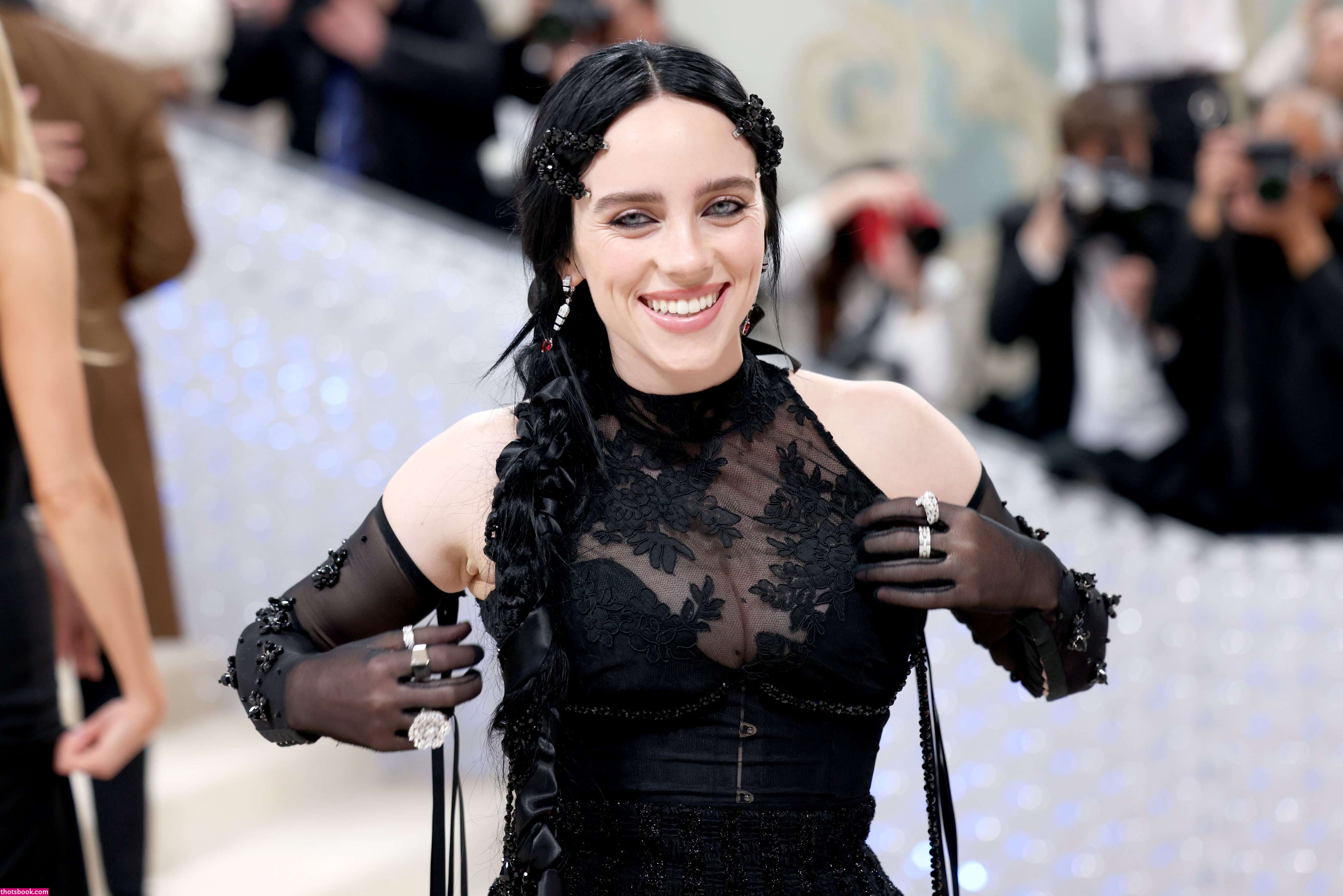 Billie Eilish Photo #29