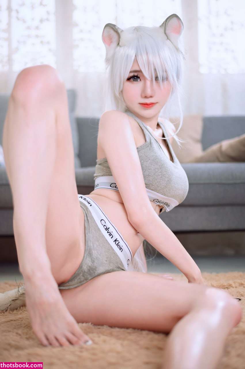 Sally Dorasnow Photo #17