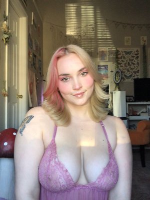 Feralghostratt Photo #11