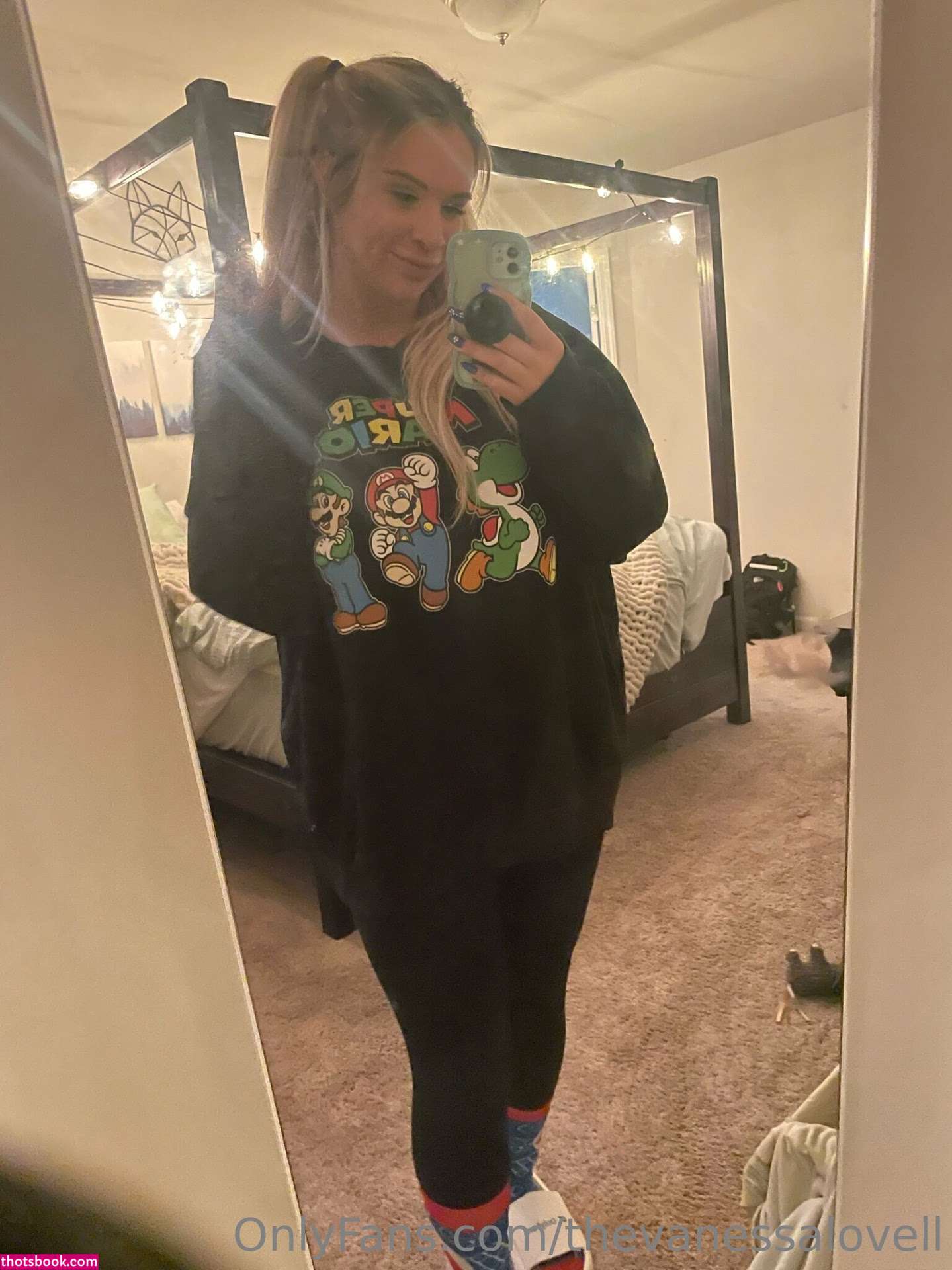 Vanessa Lovell Photo #39