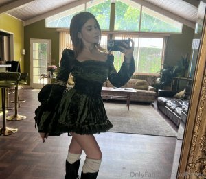 Renee Olstead Photo #11