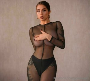 Xanatlusia Photo #65