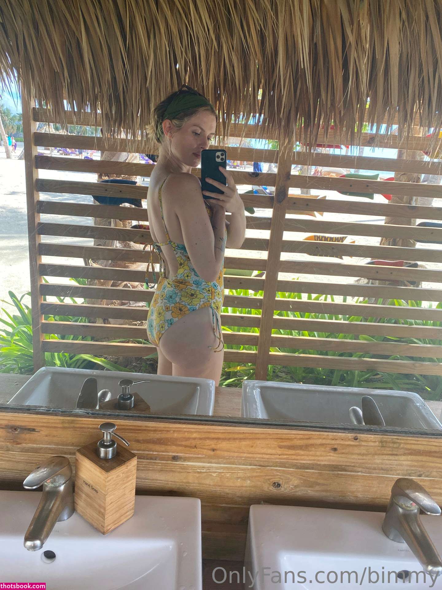 Barbara Dunkelman Photo #155