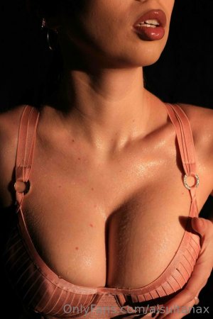 Xanatlusia Photo #107