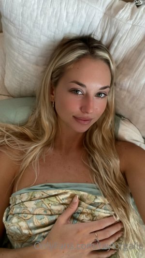 Taylor Gallo Photo #41