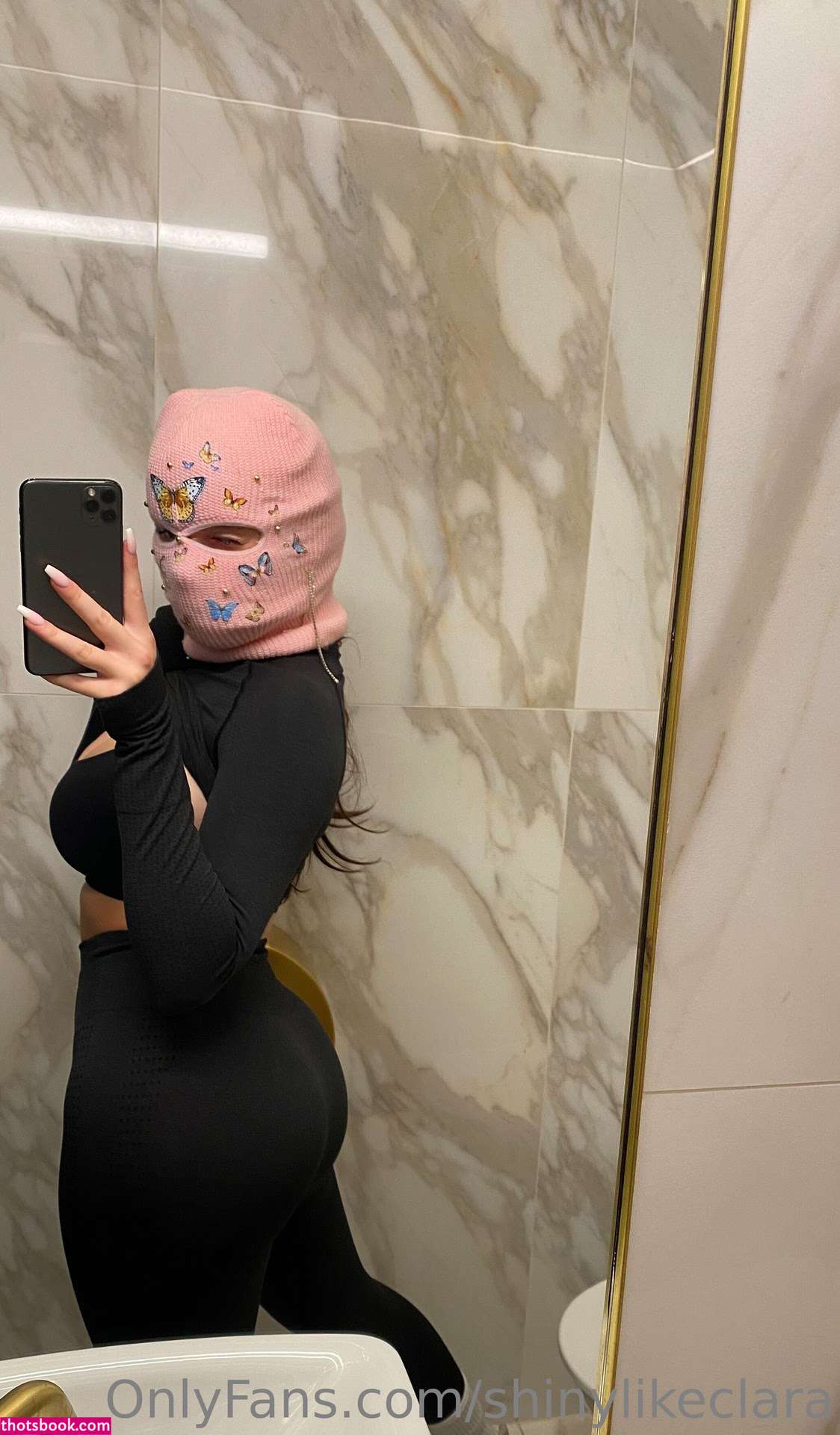 Shinylikeclara Photo #40