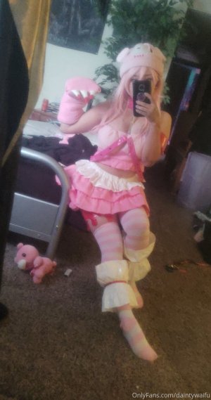 Daintywaifu Photo #51