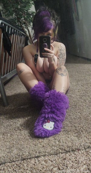 Daintywaifu Photo #56