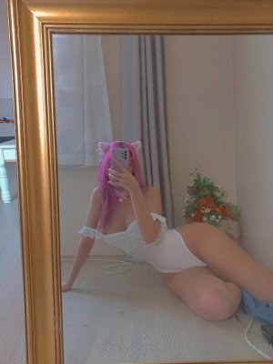 kardelexuwu Photo #17