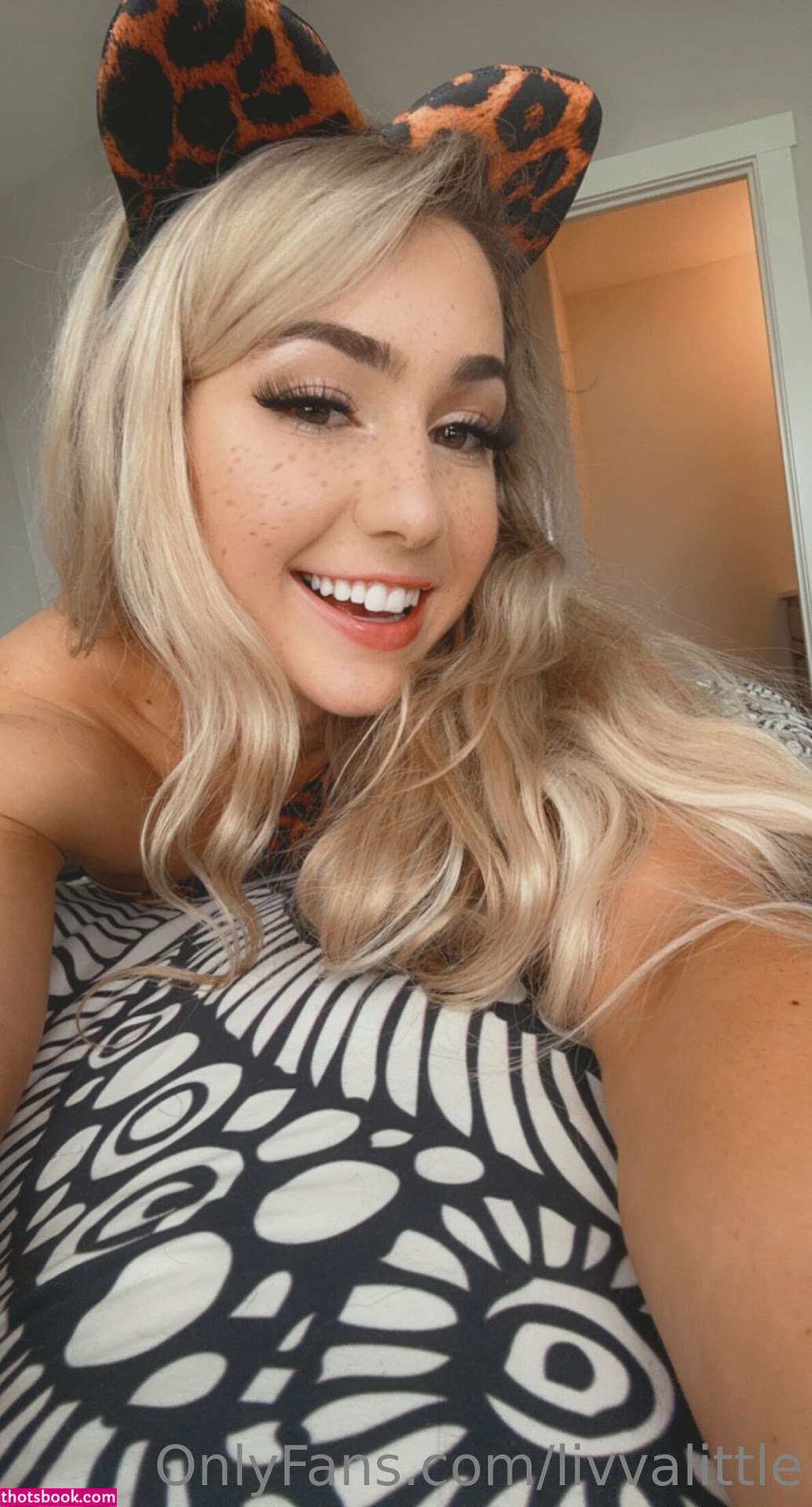 Livvalittle Photo #121