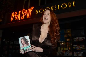 Maitland Ward Photo #117