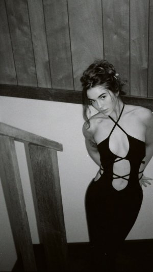 Maryana Ro Photo #39