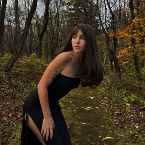 Maryana Ro Photo #54