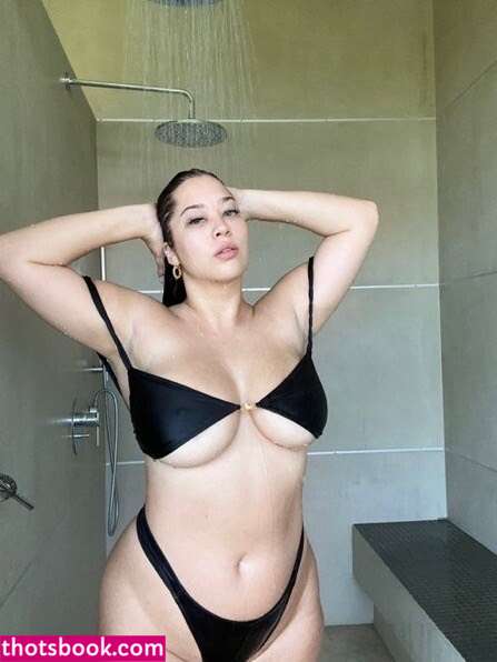 Azalialexi Photo #10