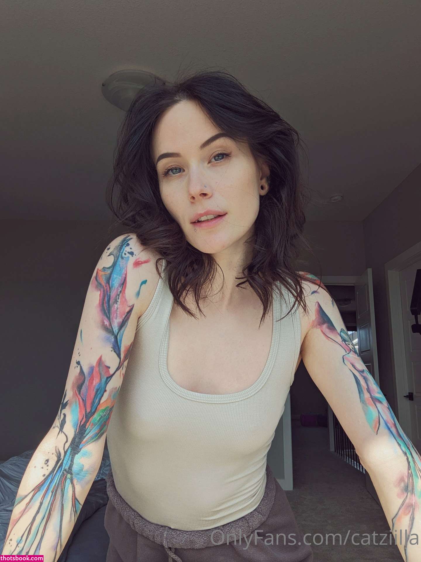 Catziilla Photo #117