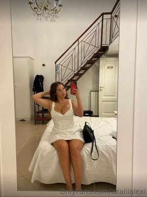 Azalialexi Photo #54