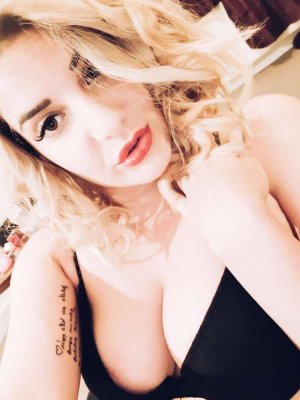 Alexaddoficia Photo #176