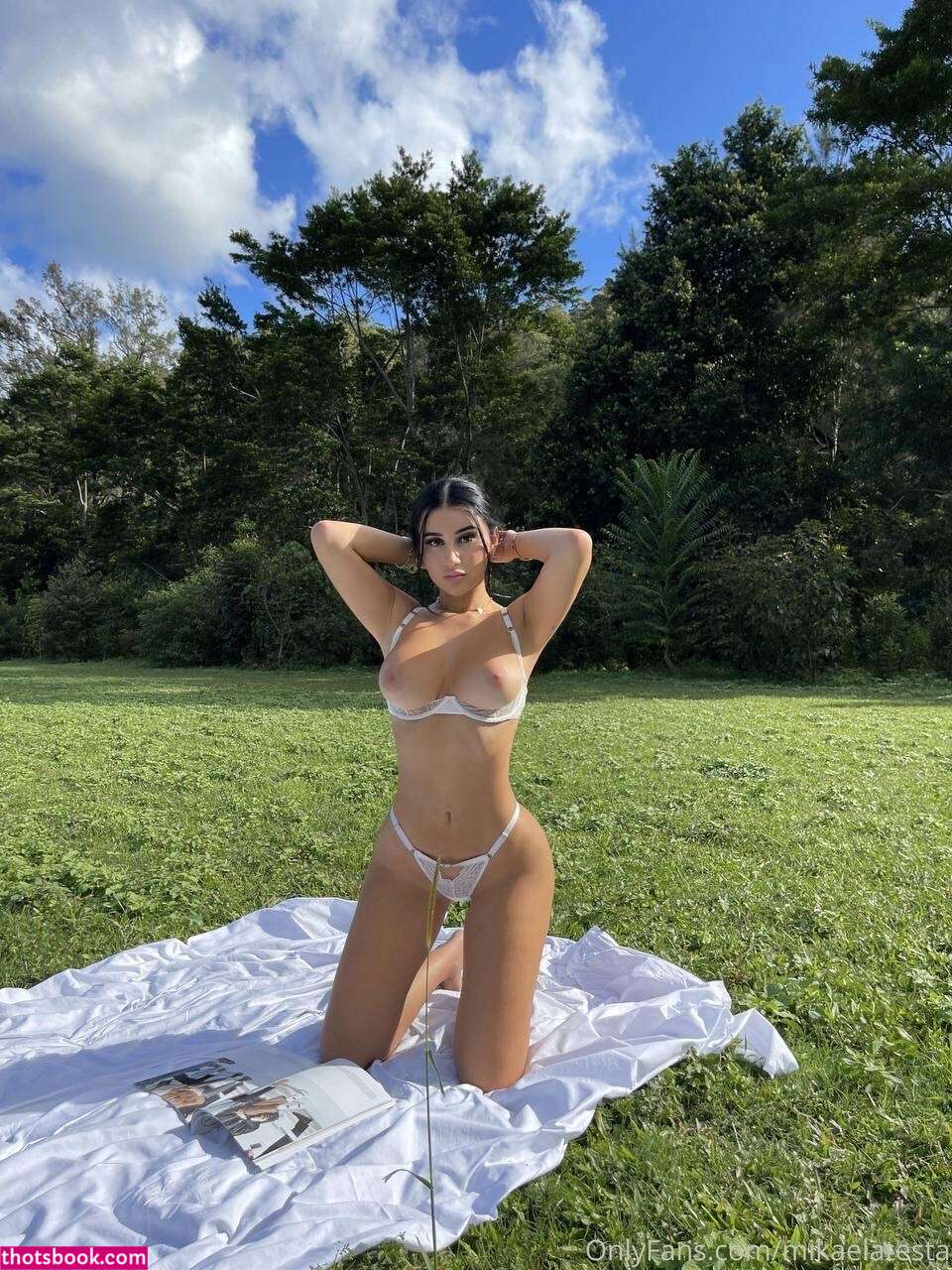 Mikaela Testa Photo #193