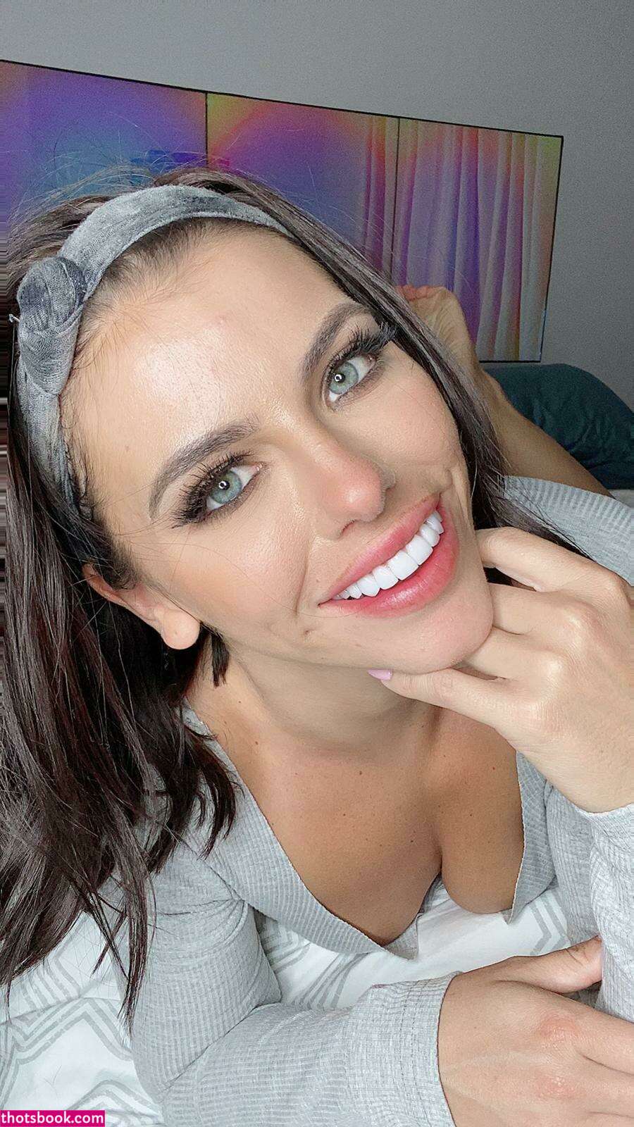 Adriana Chechik Photo #86