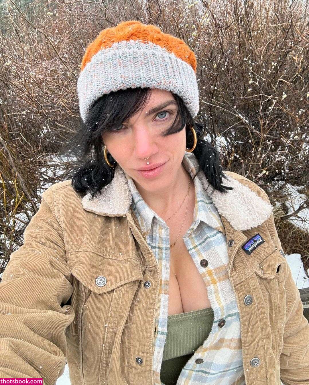 Lizbeth Eden Photo #179