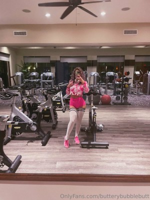 Butterybubblebutt Photo #39