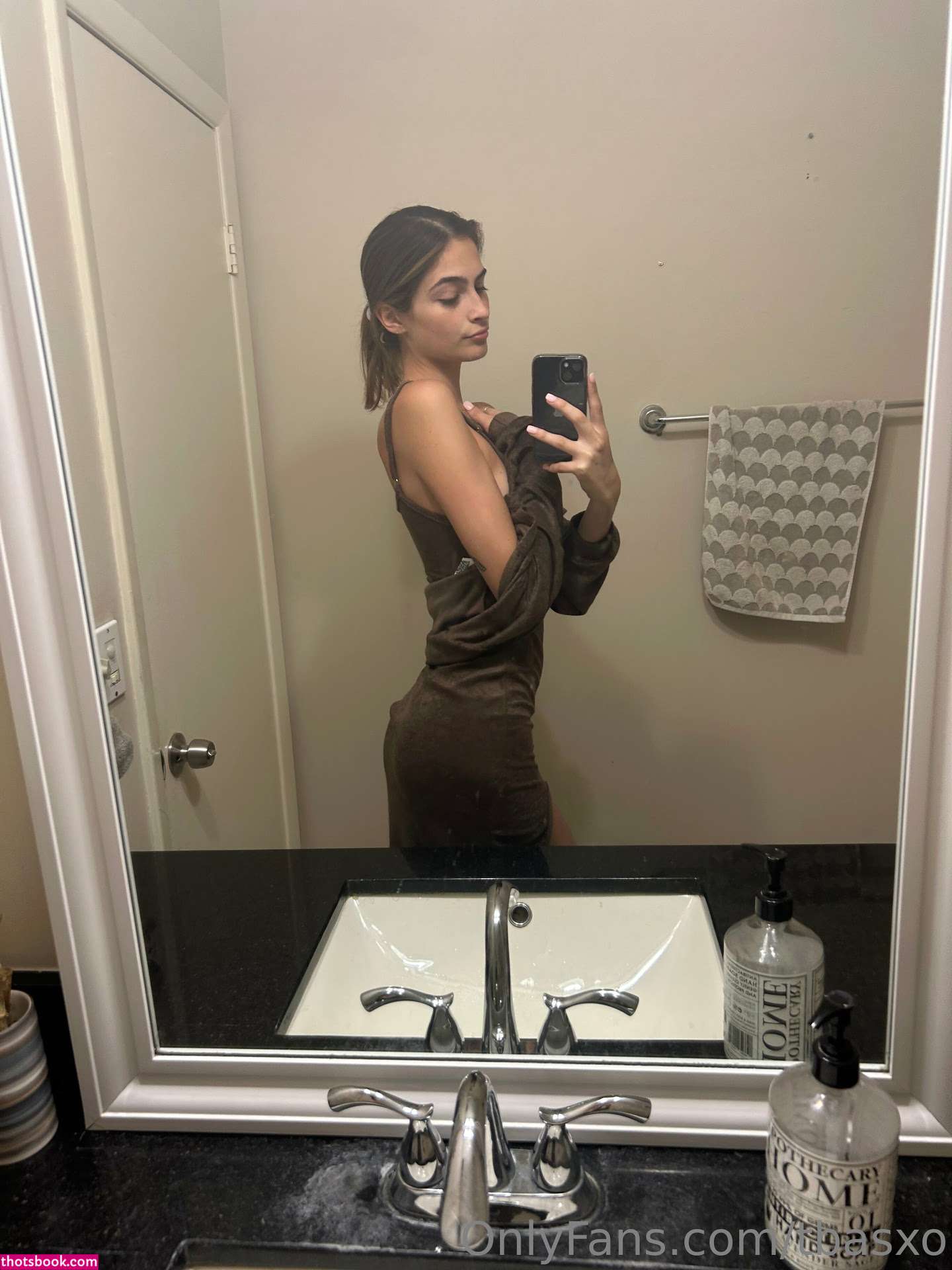 Tiana Basden Photo #126