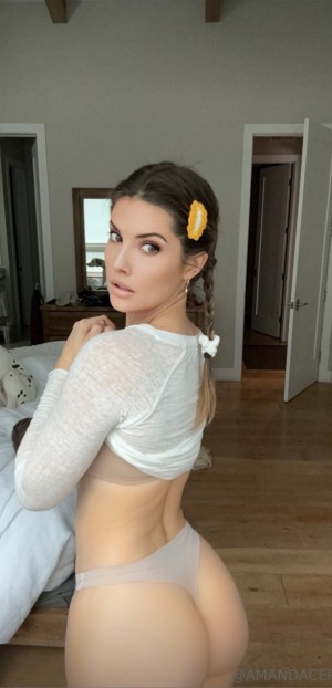 Amanda Cerny Photo #738