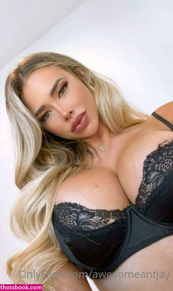 Antje Utgaard Photo #54