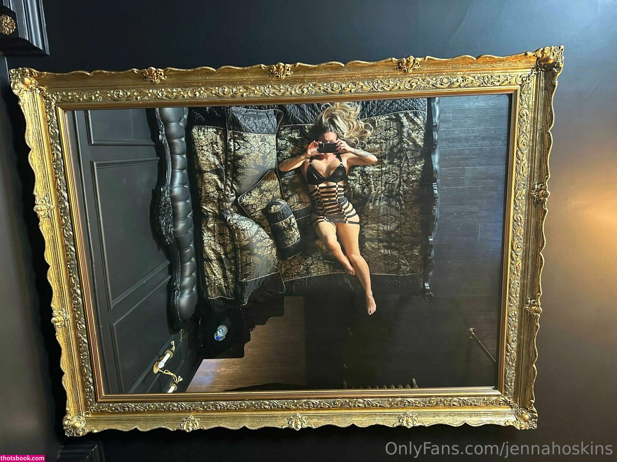 Jenna Hoskins Photo #56