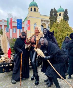 Mandity Izabella Photo #60