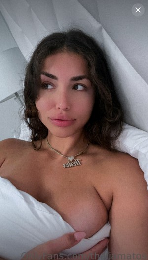 Thalia Matos Photo #8