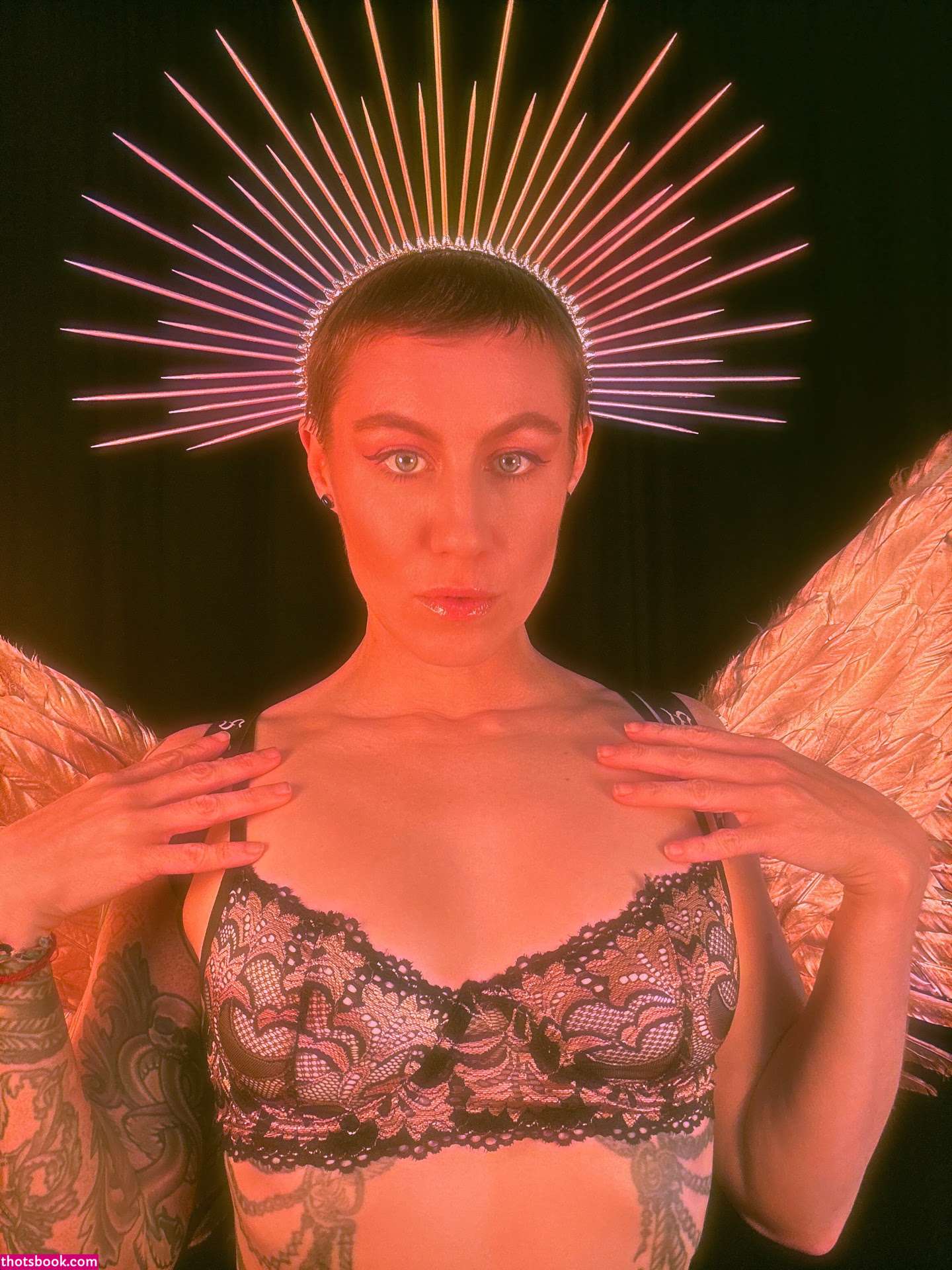 Comicbookgirl19 Photo #192