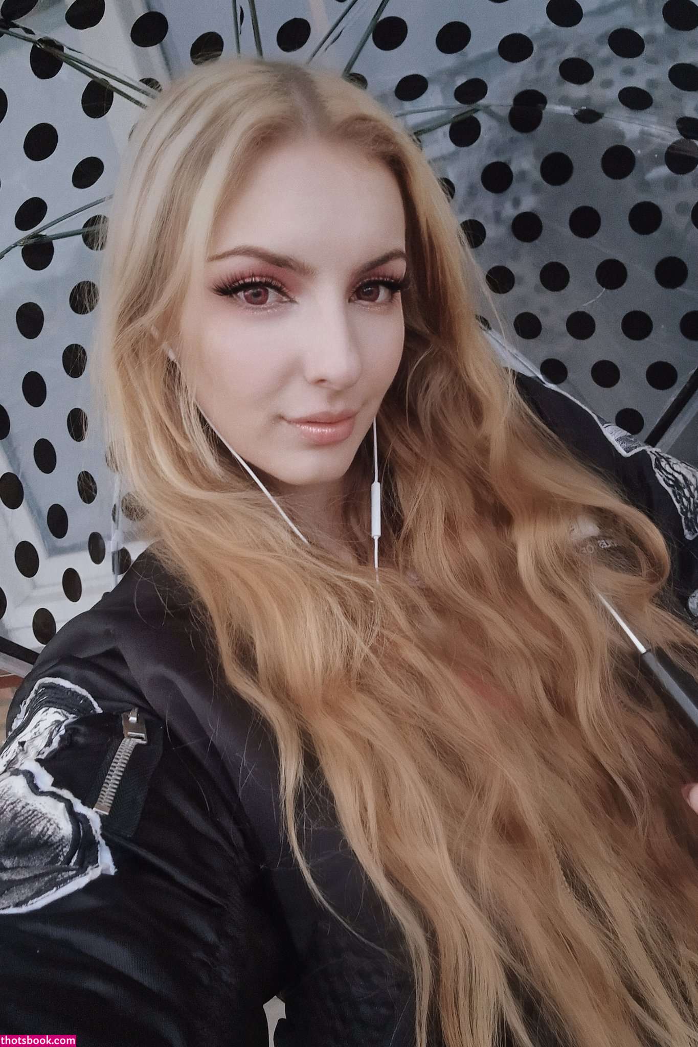 Grimoire Grim Photo #45