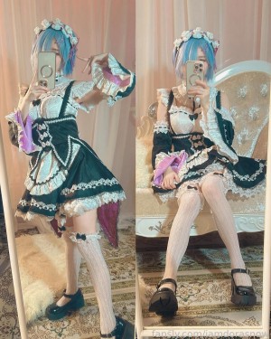 Sally Dorasnow Photo #257