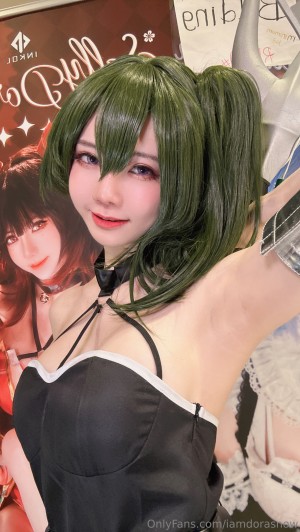 Sally Dorasnow Photo #266