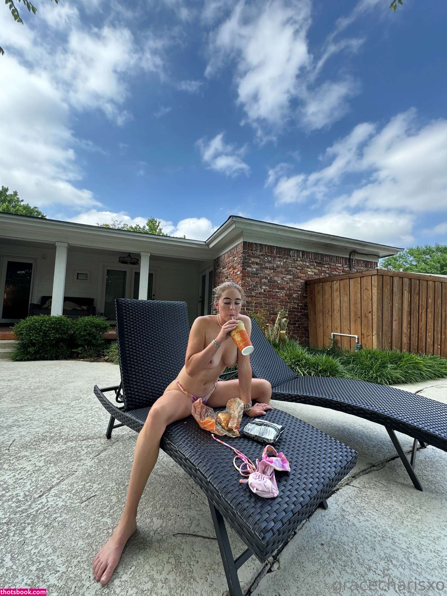 Grace Charis Photo #378