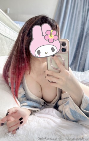 Sally Dorasnow Photo #276