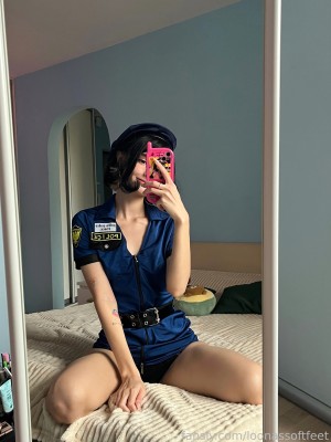 Loonassoftfeet Photo #77