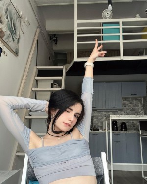 Loonassoftfeet Photo #113