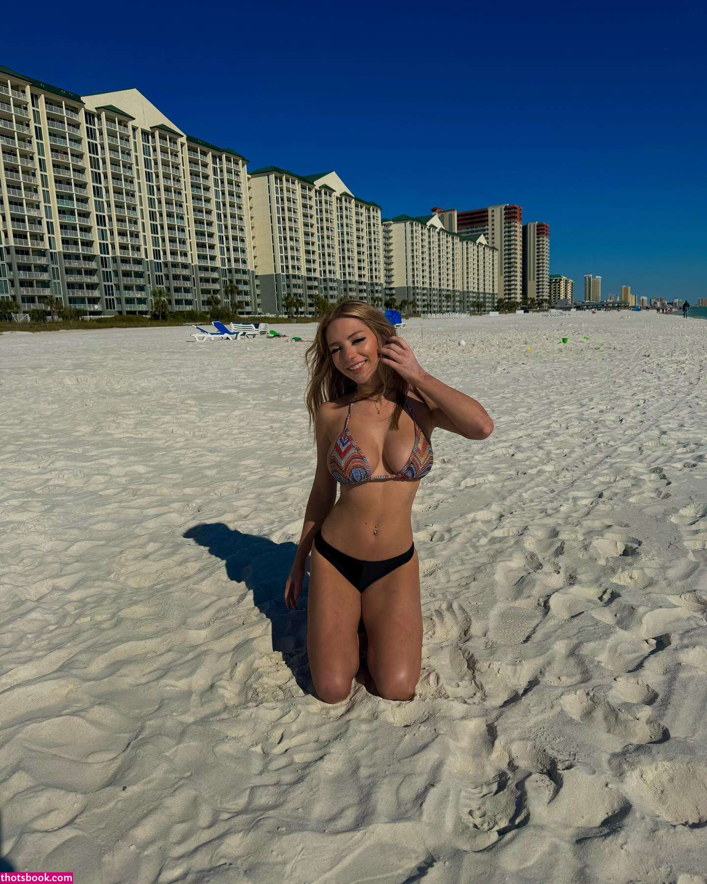 ath3nalyn33 Photo #41